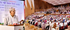 গ্রামীণ উন্নয়নের মাধ্যমেই টেকসই বাংলাদেশ বিনির্মাণ সম্ভব: জাতীয় পল্লী উন্নয়ন দিবসে...স্থানীয় সরকার মন্ত্রী